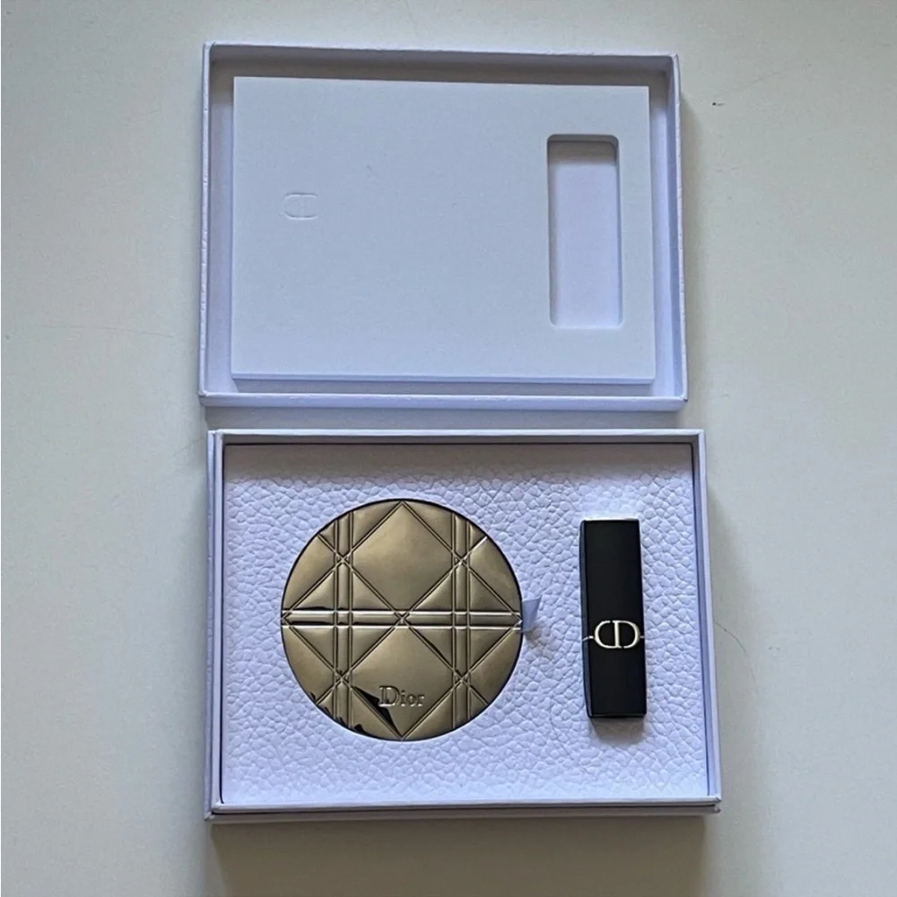 Dior Gold Compact and Black Lipstick Set - Picture 2 of 7